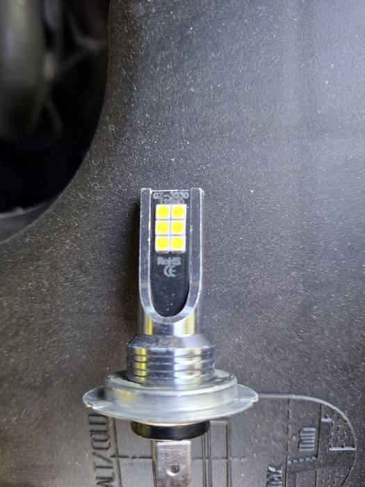 Becuri h7 12 v 55 A albe fara eroare bord