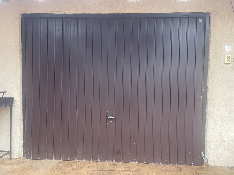 Use de garaj culisanta