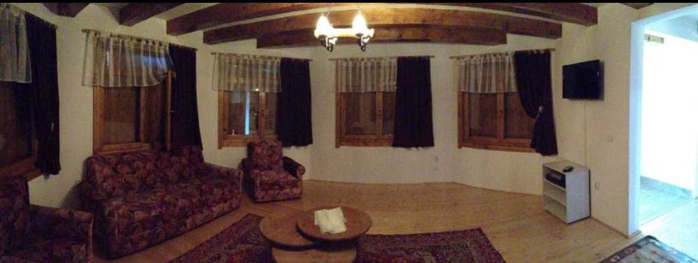 Casă la munte cu priveliște și calitate superioară.Dejani, Jud. Brasov