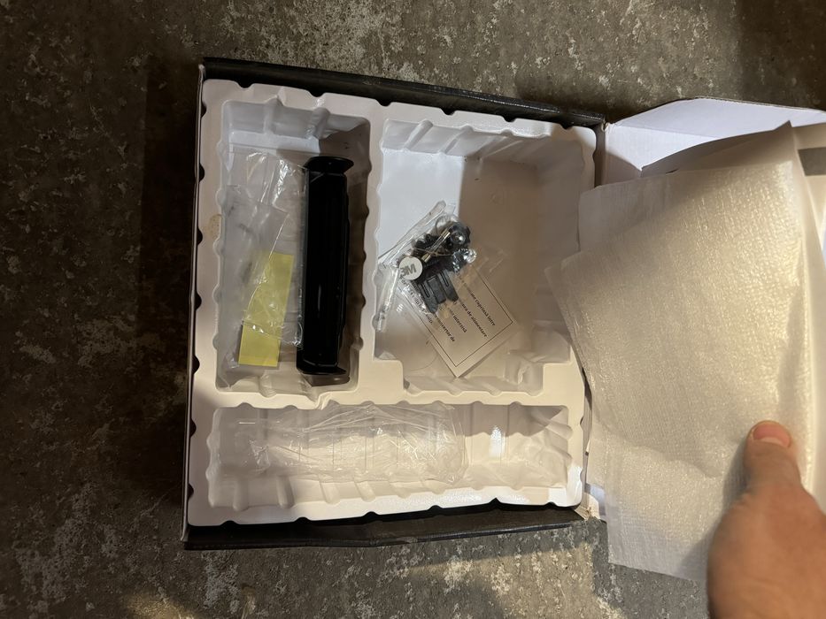 Statie CB + Antena Avensis RS1000