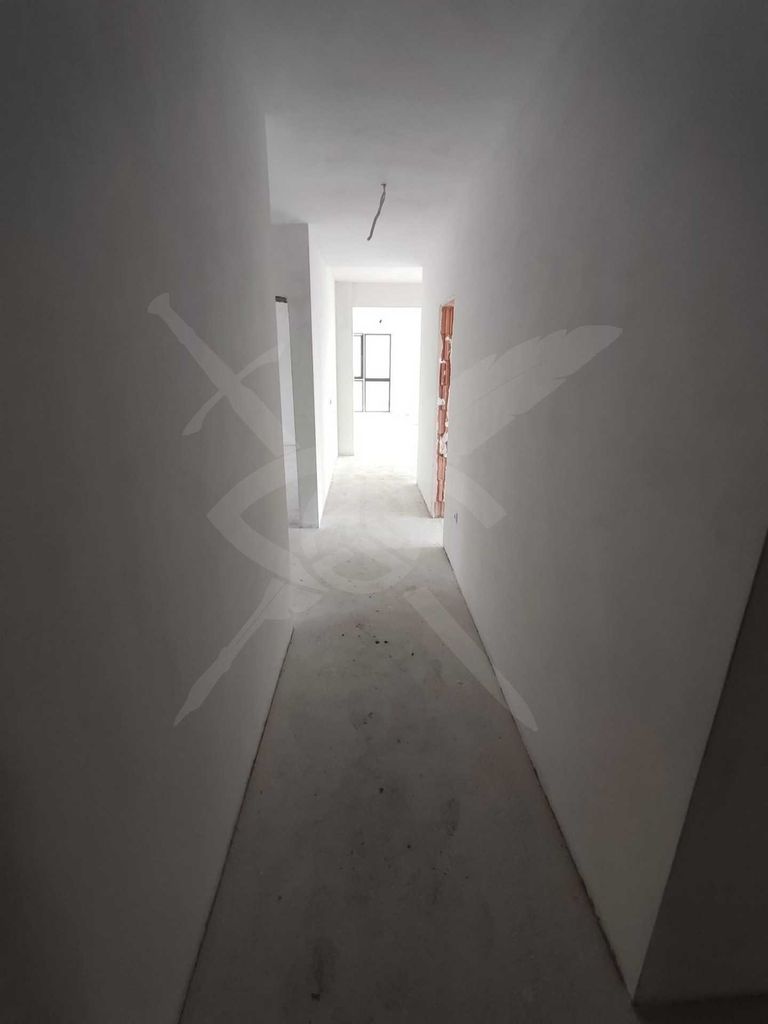 Продава се Многостаен апартамент в Варна, Бриз - 164 кв.м за 2201 €/кв.м - Снимка #3