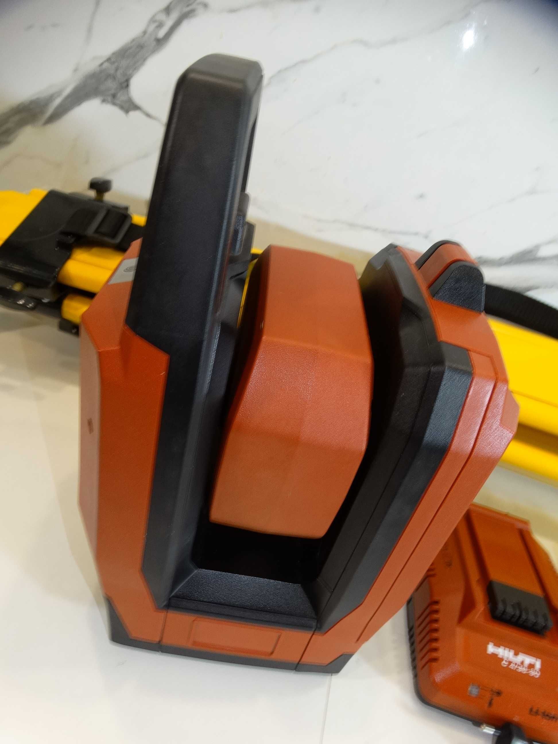 Hilti PLT 300 - Роботизирана тотална станция