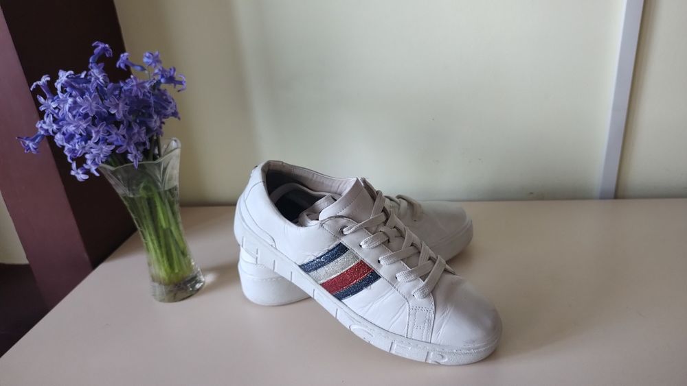 Adidasi Tommy Hilfiger piele naturala
