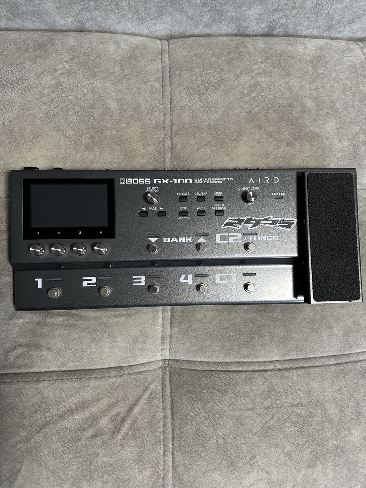Гитарный процессор BOSS GX 100