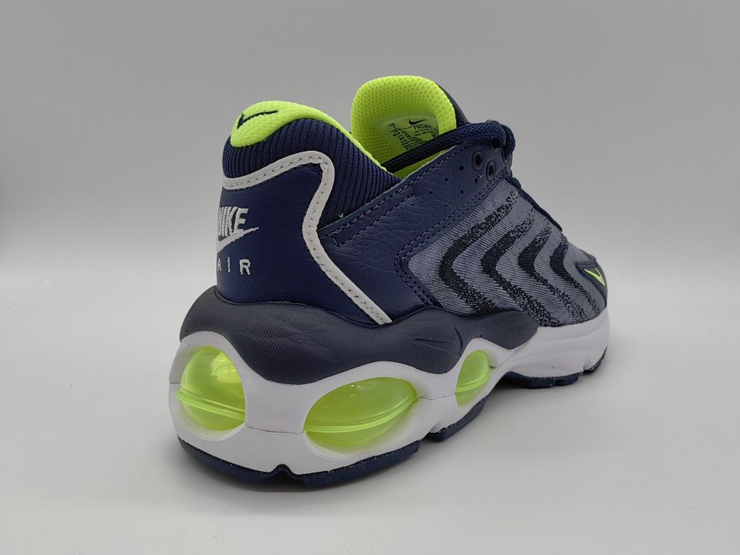 NIKE Air Max Tw NN