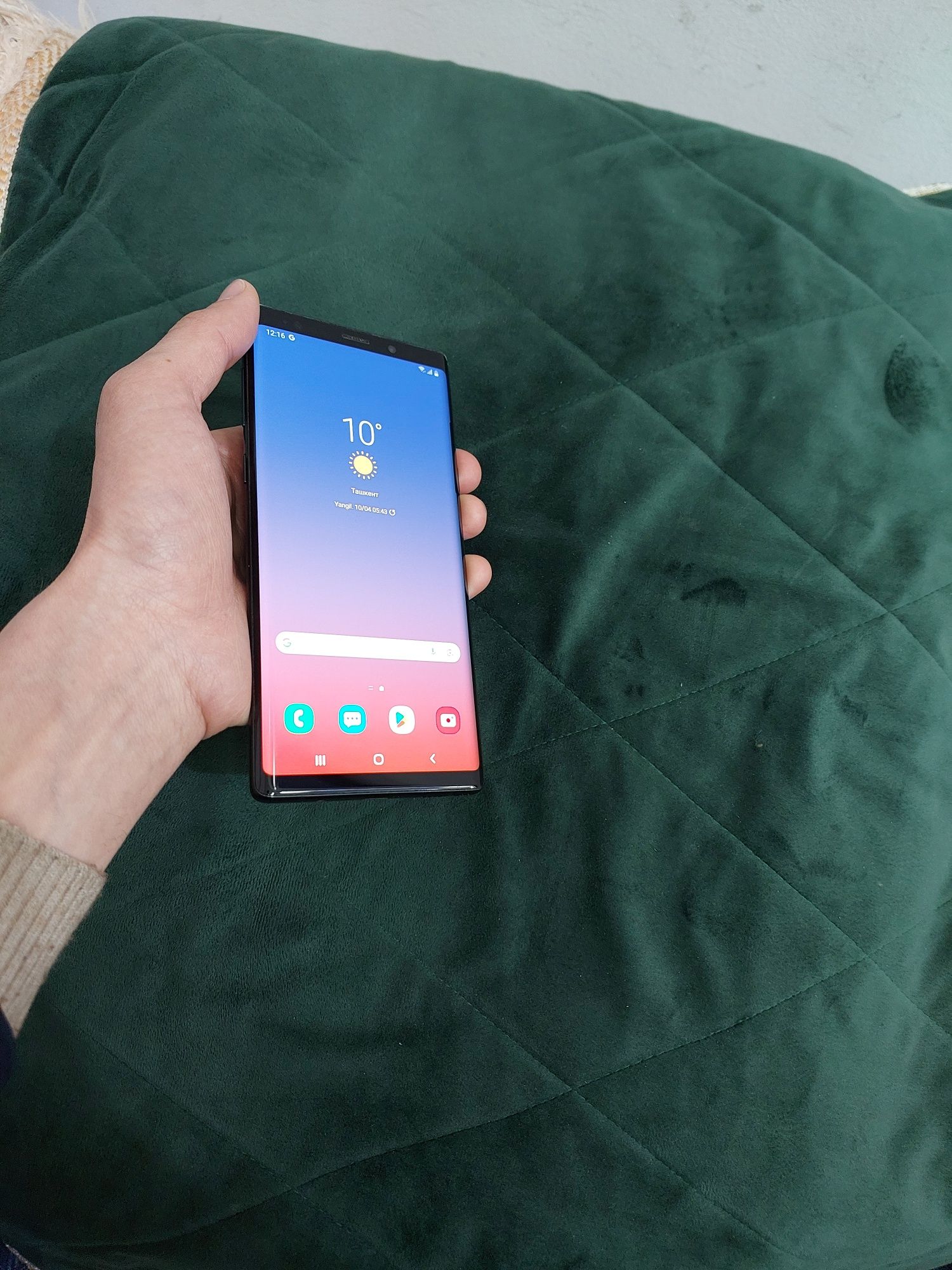 Samsung note 9.    2 simkartali