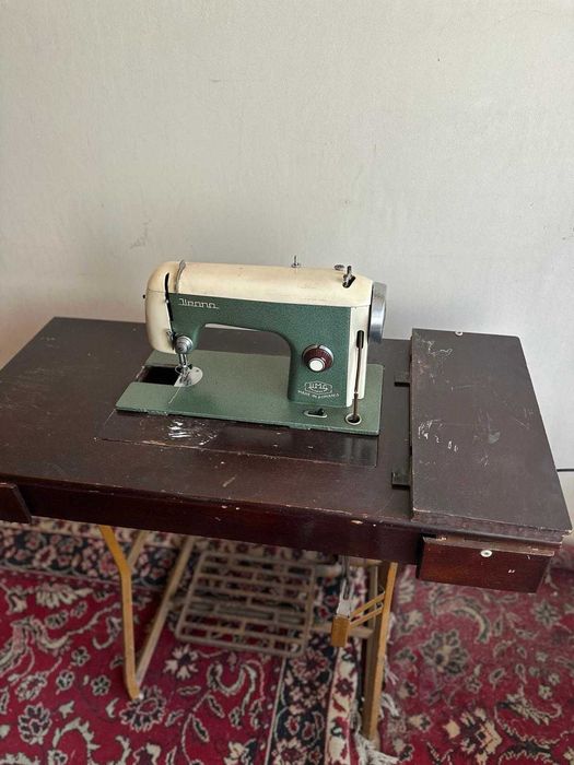 Masina de cusut Ileana