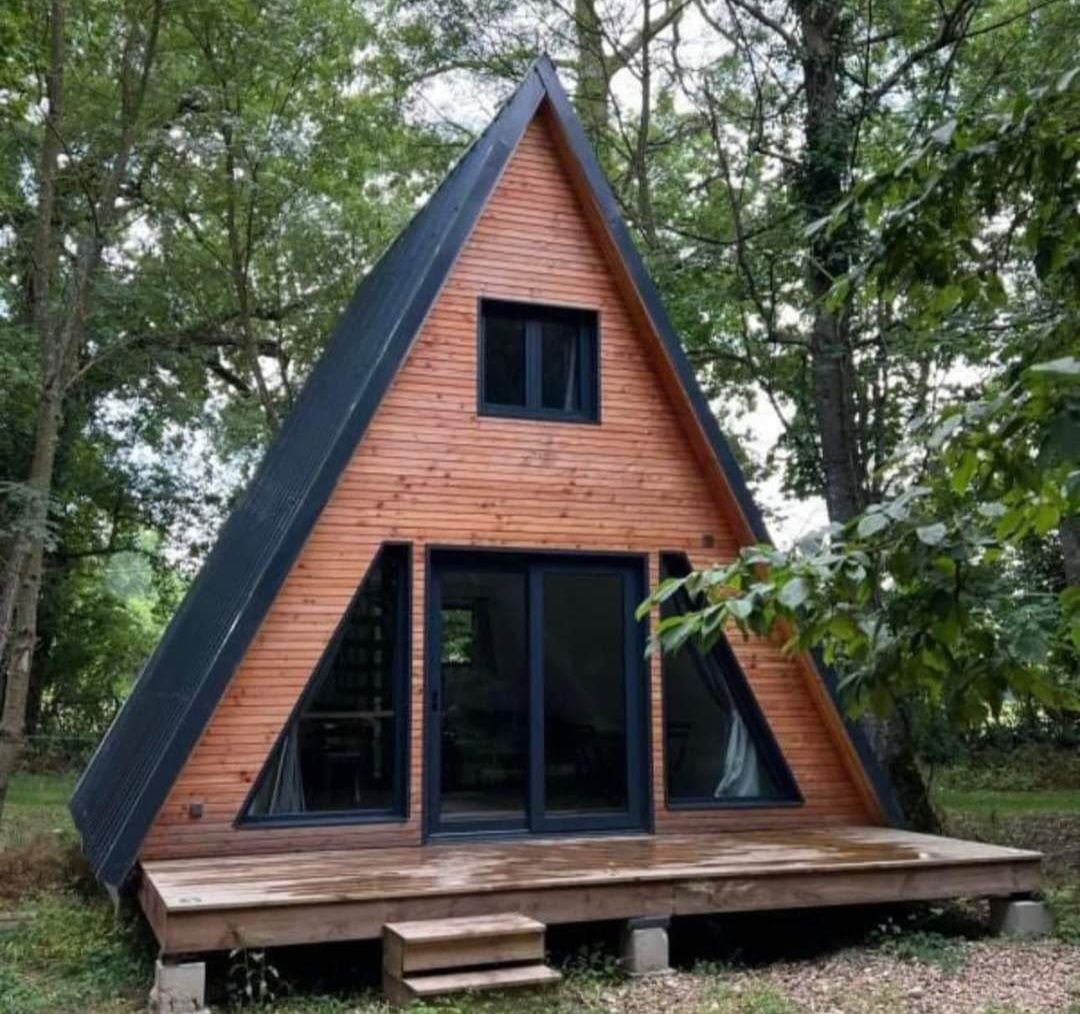 Vindem cabane din lemn tip A