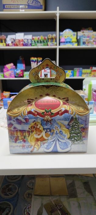 Подарки новогодние, шоколад, Чупа чупс, печенье, вафли, свежий и качес