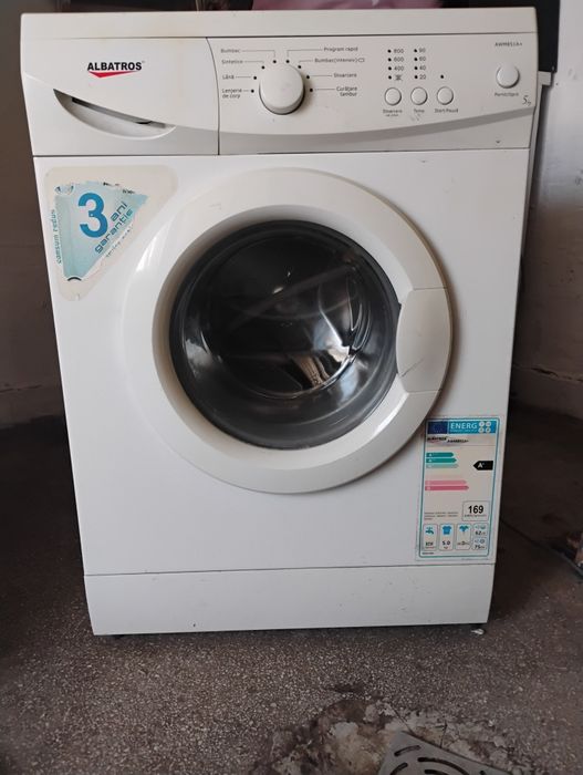 Mașina de spălat rufe