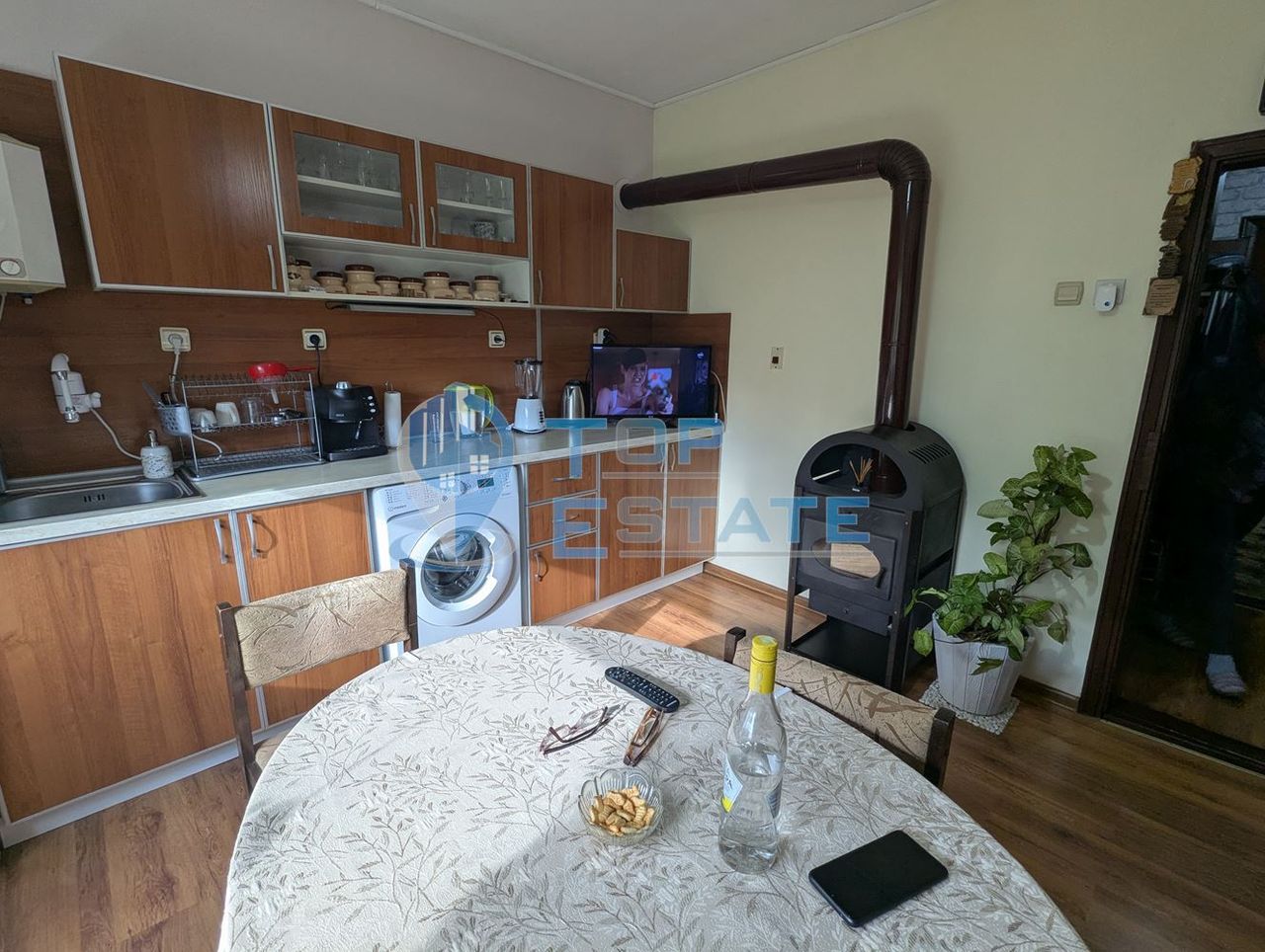 Продава се Къща в Горна Оряховица - 126 кв.м за 401 €/кв.м - Снимка #3