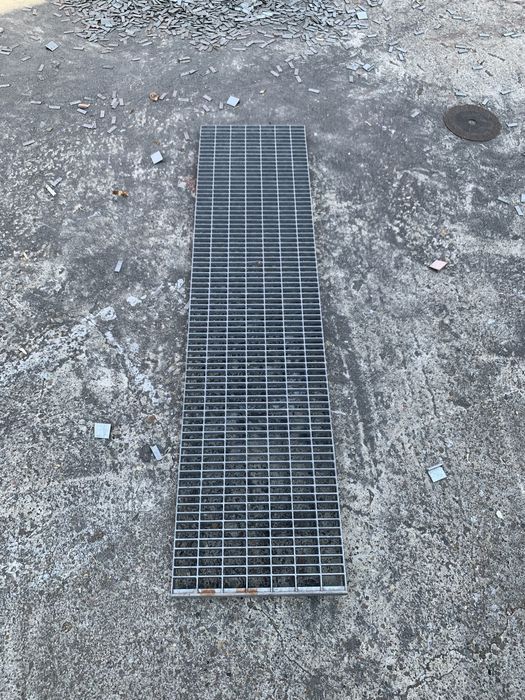 Trepte zincate galvanizate