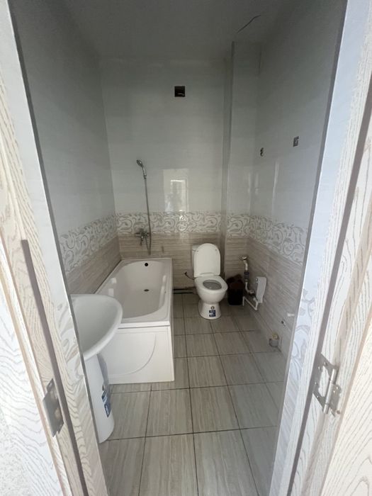 UY SOTILADI 4XONA 117Kvadrat Metr