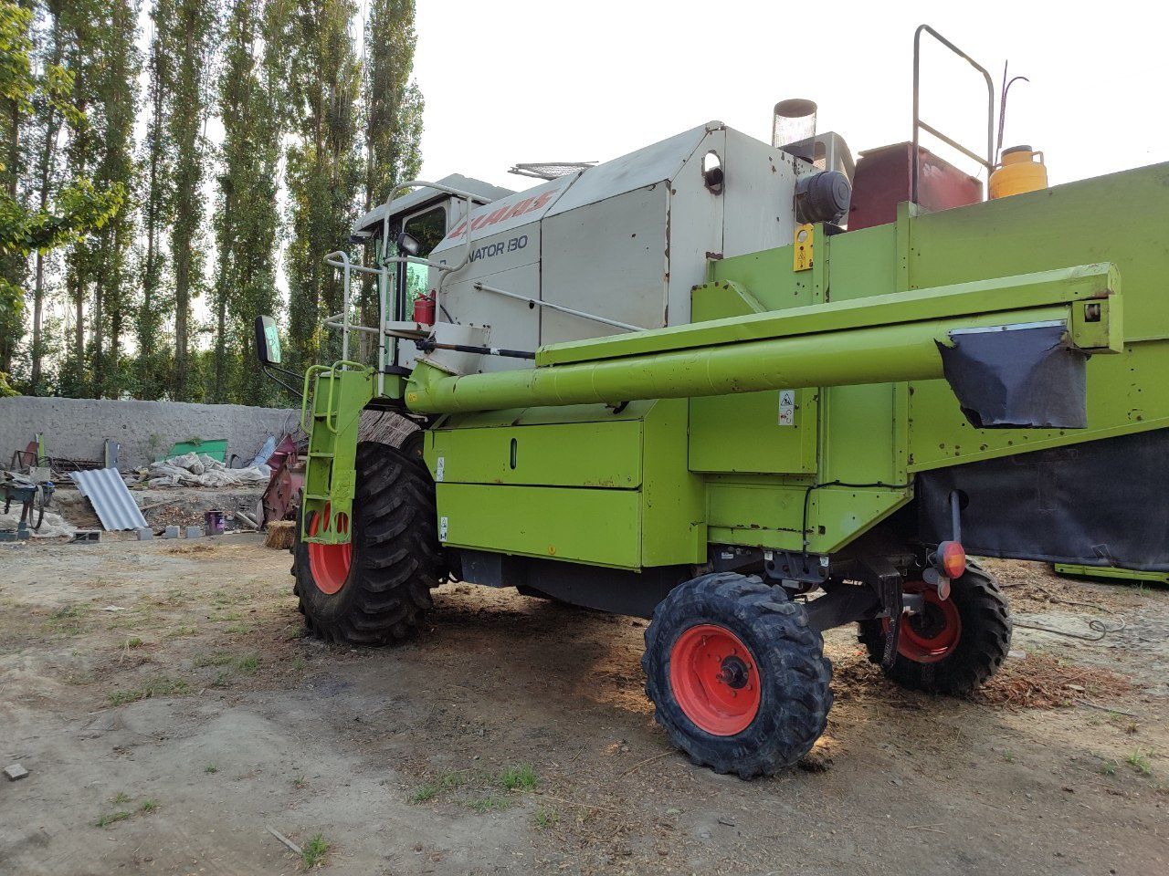 Claas dominator 130