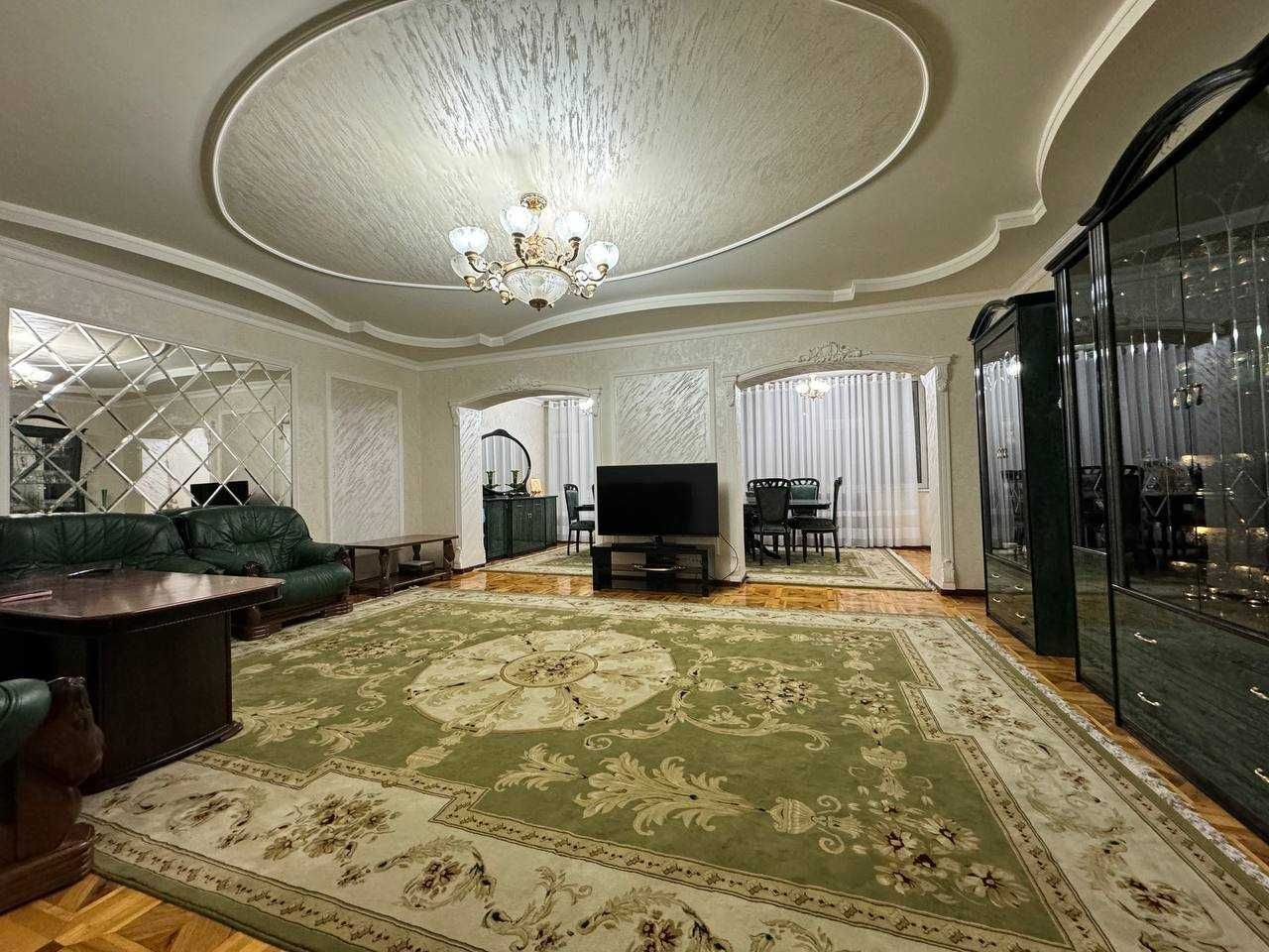 Продается Спец-план, Ойбек ор-р Шохмед центр, 4/2/9 160м2, евроремонт