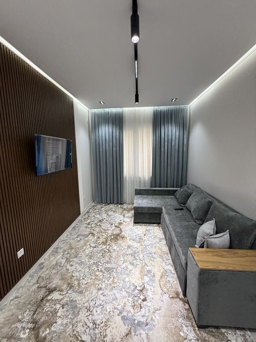 Jk tower up arenda 2xona 2/6/16