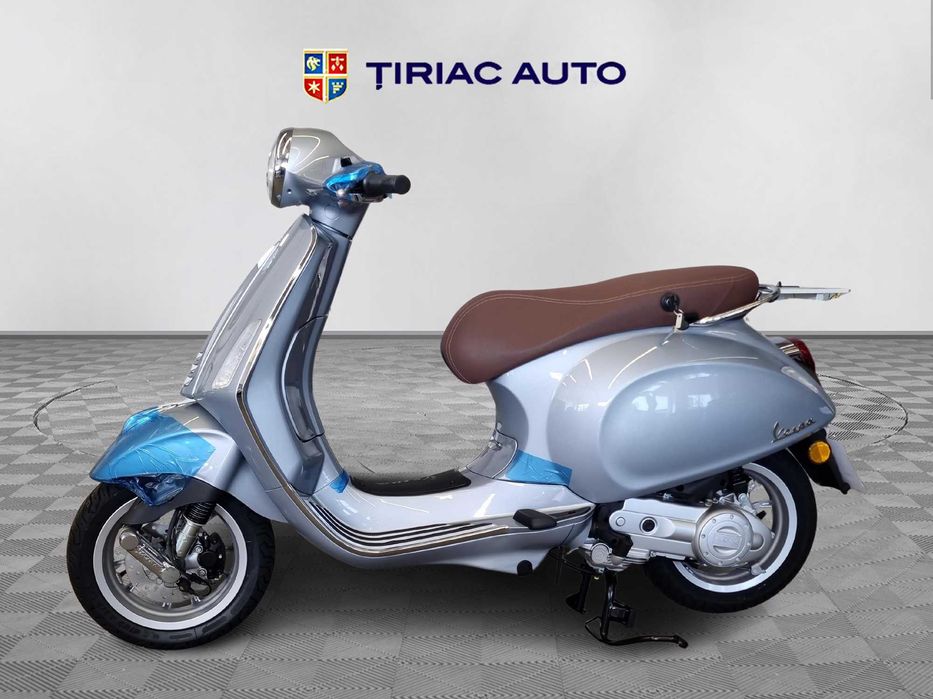 Piaggio Vespa Primavera 50 Grigio