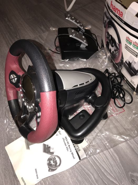 Volan gaming Hama pentru PS3 + pedale + suport de birou