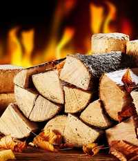 Дърводобивна фирма предлага Дърва за огрев, пелети и дървен материал.