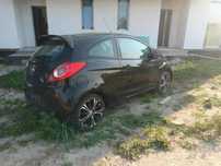Vând Ford ka 2010 avariat nu este atins motorul pornește la sfert