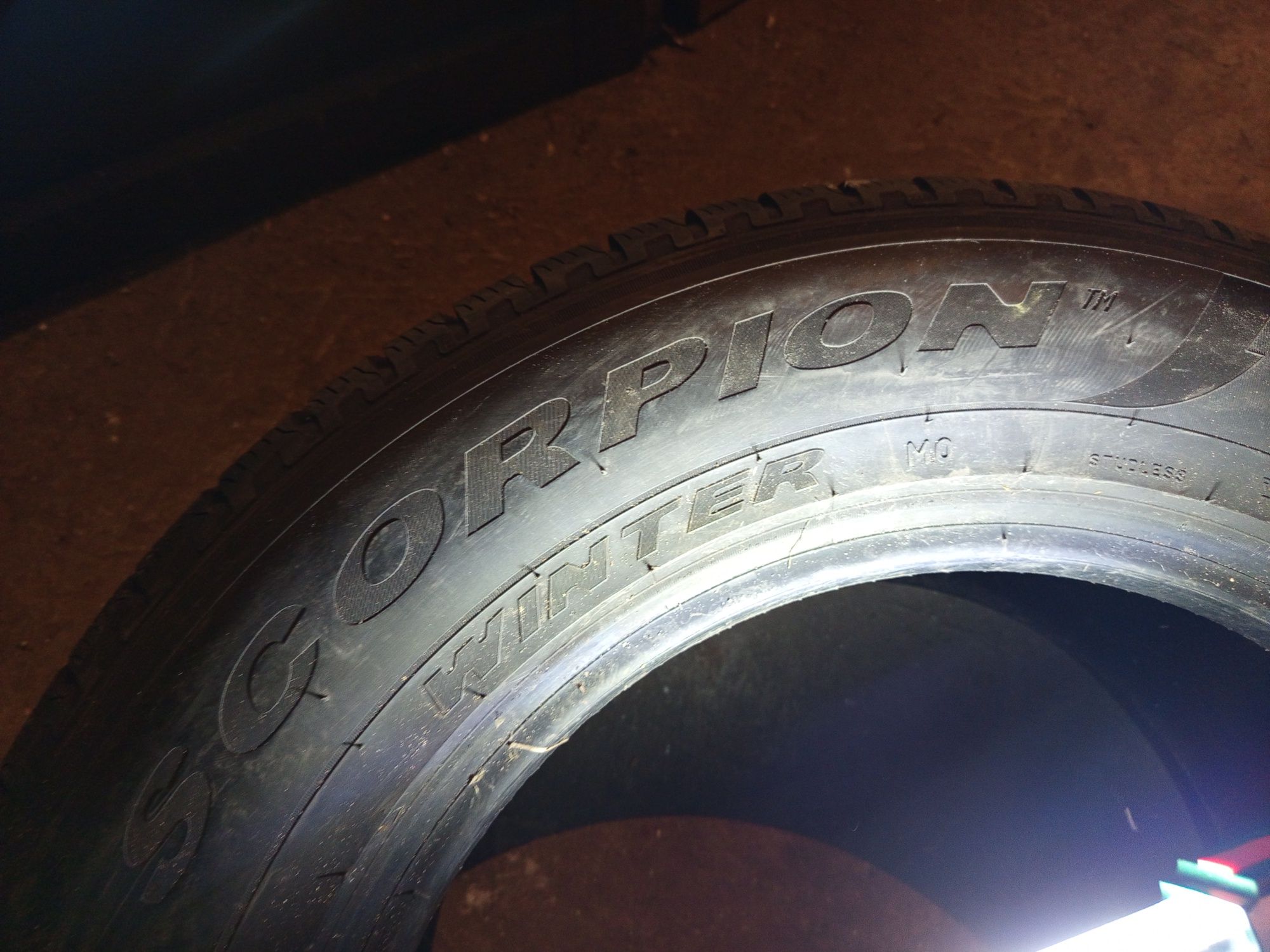 Гуми за 4x4  Pirelli Scorpion Winter 235/65/17  НОВИ
AutoBOX
https:/