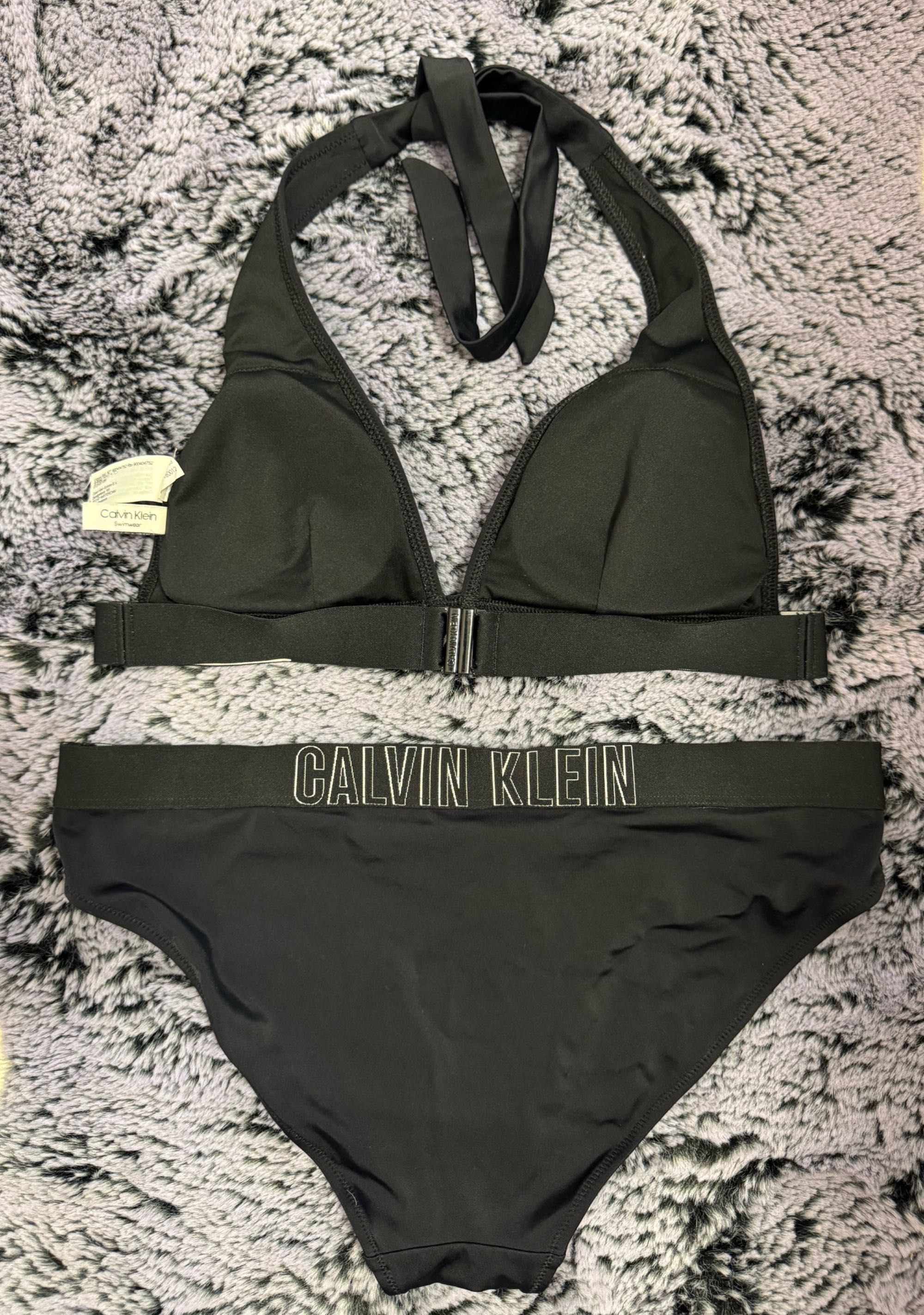 Страхотен оригинален бански Calvin Klein