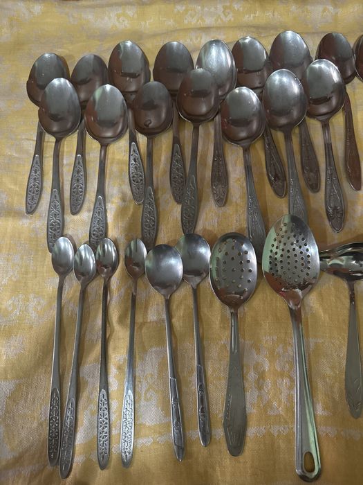 Продается  больших ложки