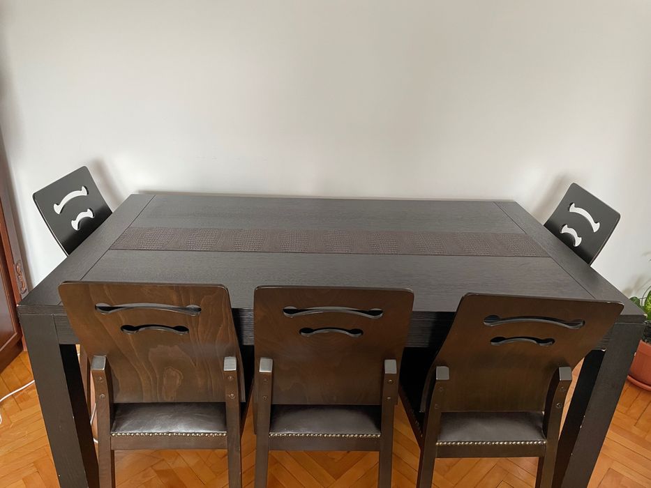 Vand set masa cu 6 scaune