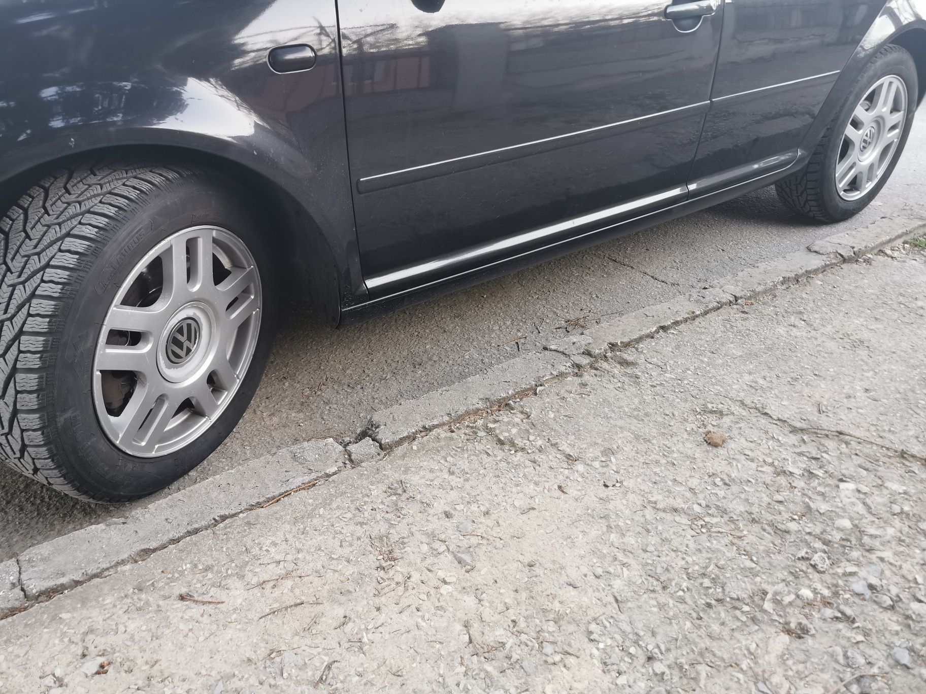 16 -ки джанти VW 5×100 със зимни гуми
