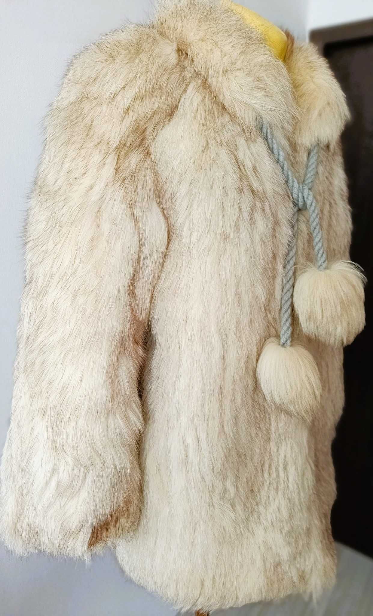 Haina SAGA FOX blana naturala de vulpe argintie (artic)