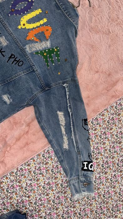 Дънково яке с камъни