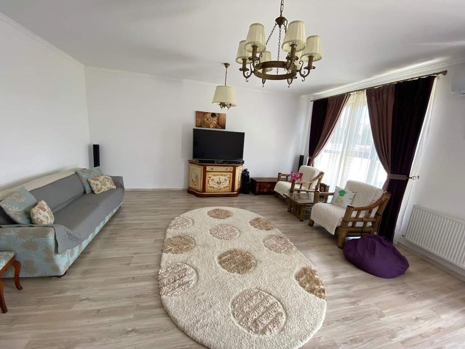 Casa de închiriat