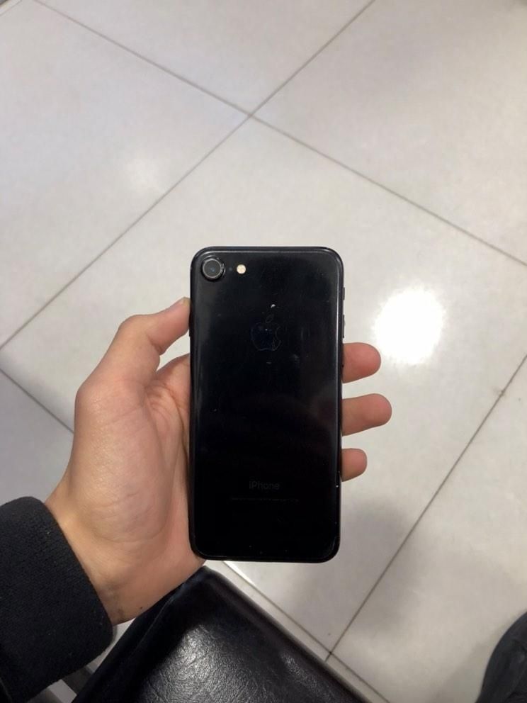 iPhone 7 128 gb karopka bor