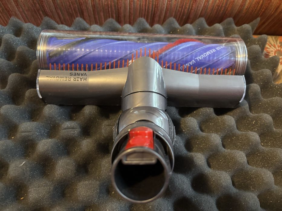 Dyson турбо четка