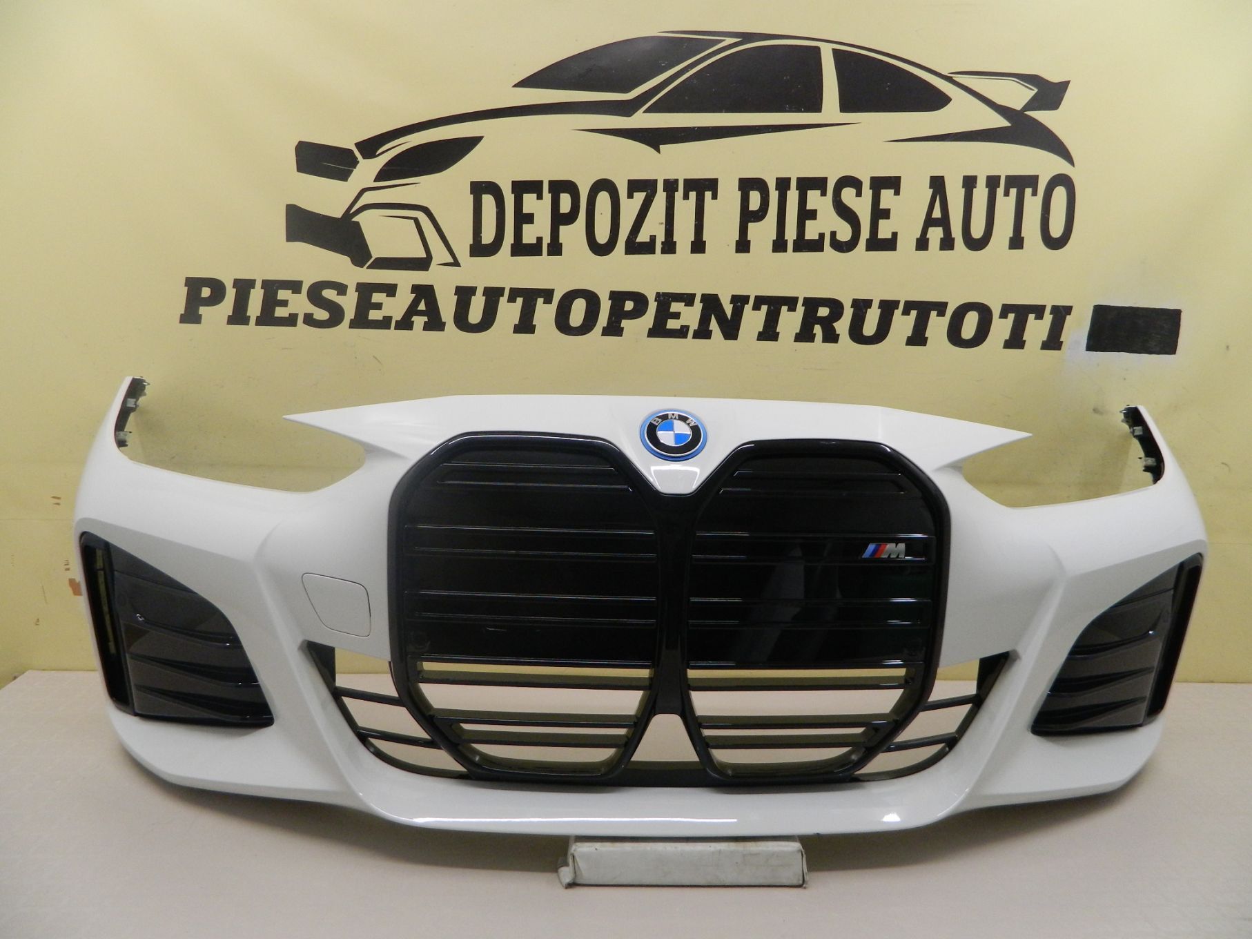 Bara fata BMW seria 4 G26 M-Sport,  2020, 2021, 2022, 2023, 2024, cod origine 51119881896.