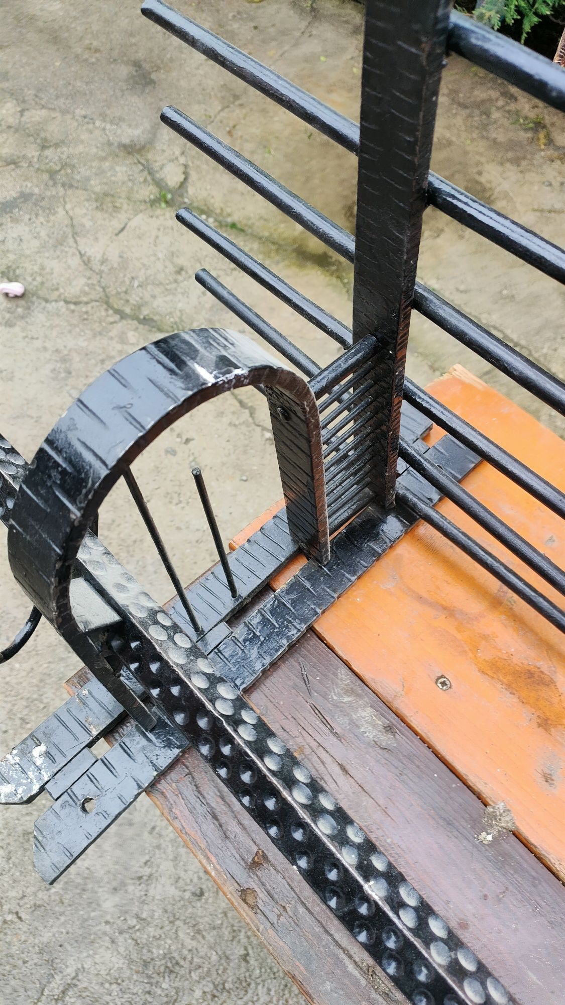 Закачалка ковано желязо