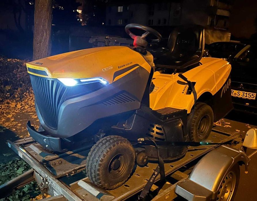 Tractoras gazon iarba Profesional Stiga 18 cp honda model 2023 ca nou!