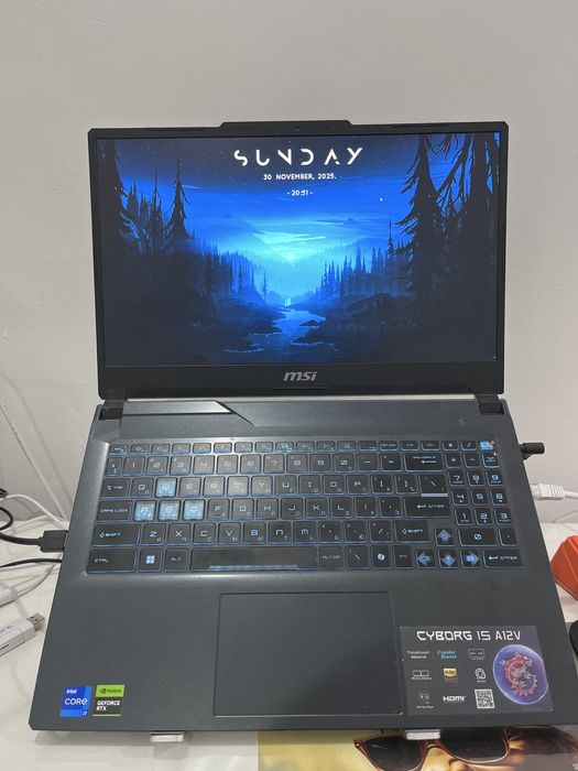 Ноутбук msi cyborg 15 A12V