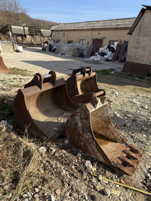 Cupe excavator de la 8- 25 tone cu prindere rapida