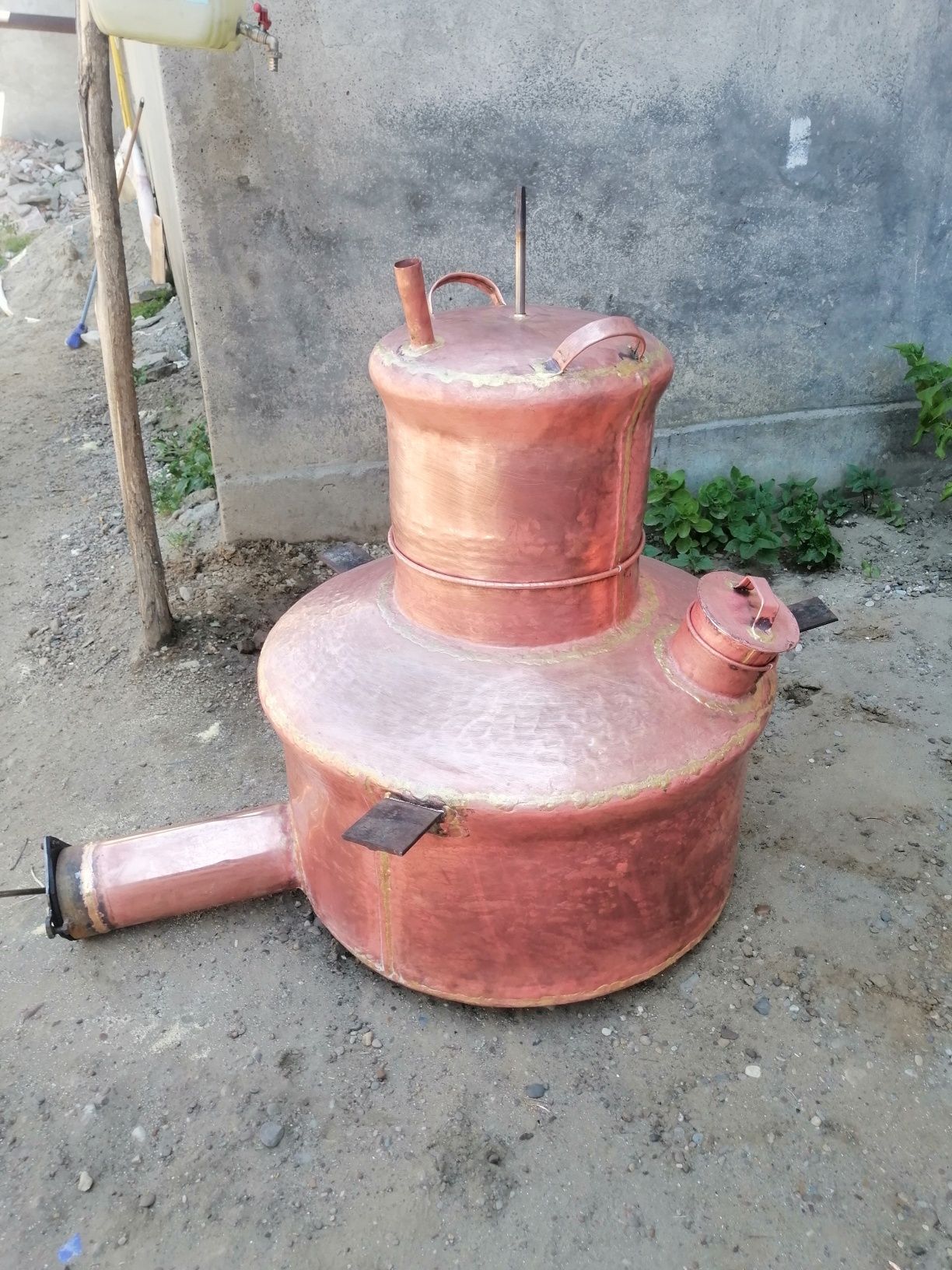 Vand cazan de tuica de 150 litri complet este confecționat din cupru a