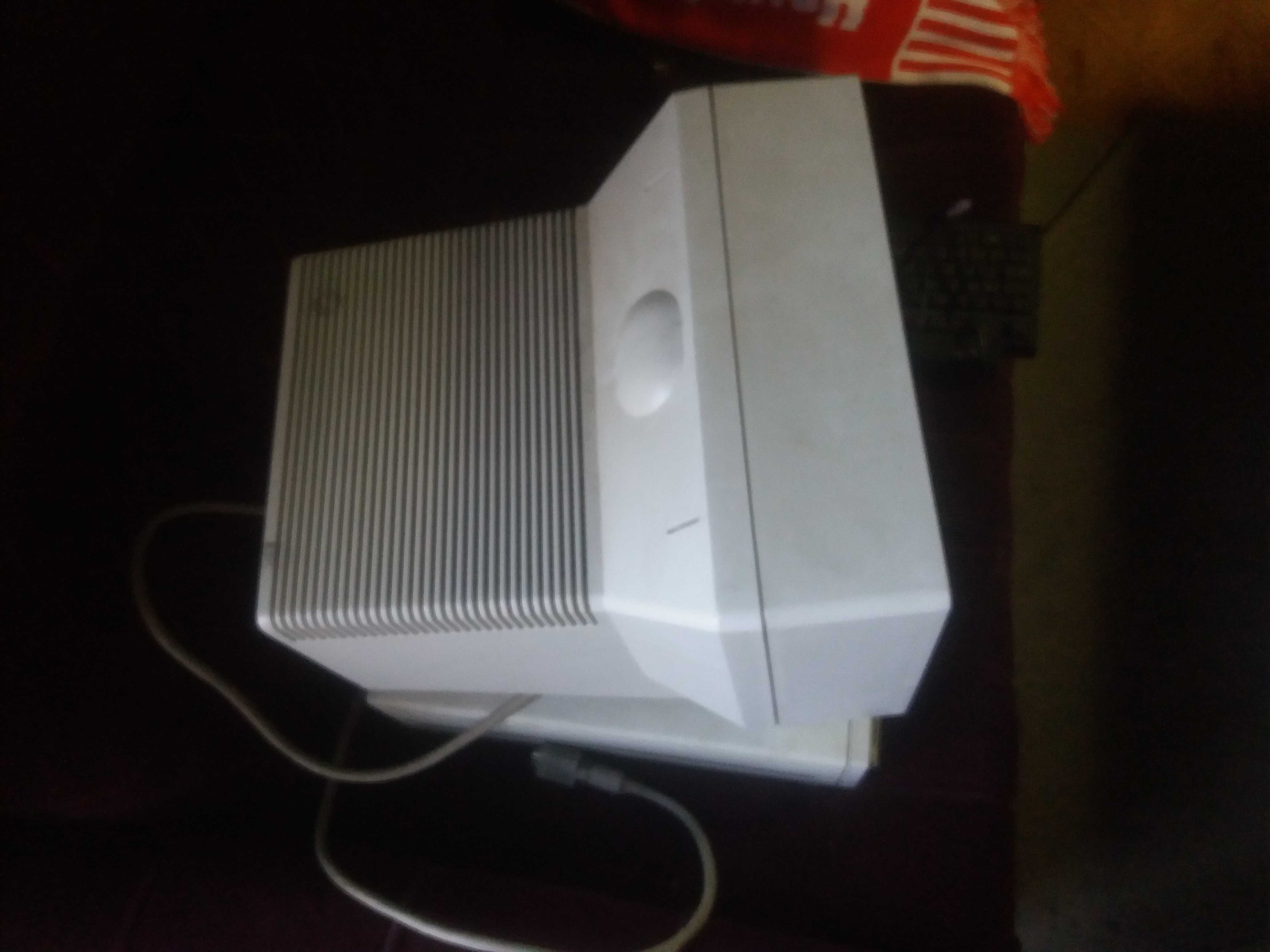 IBM 386 ps1 ретро компютър, монитор, клавиатура