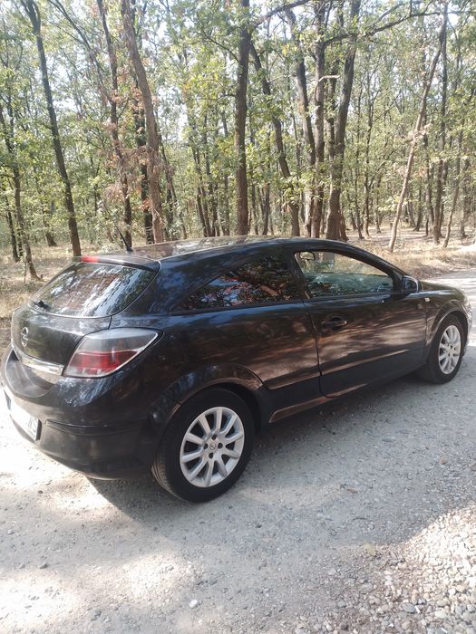 Opel astra gtc 1,6