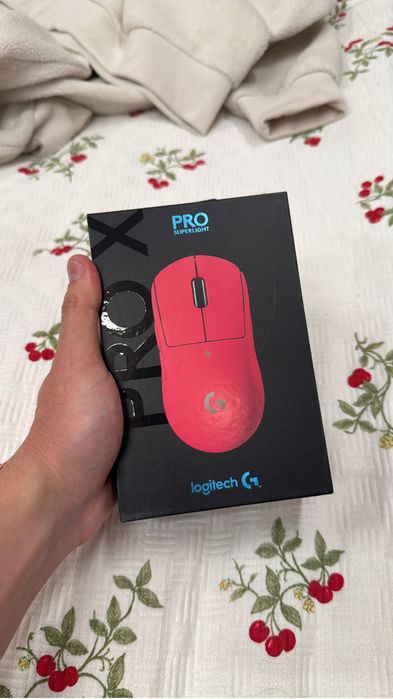 Loghitech Superlight 1