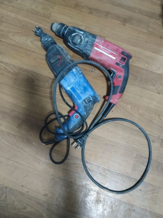 Продам два перфоратора в рабочем состоянии