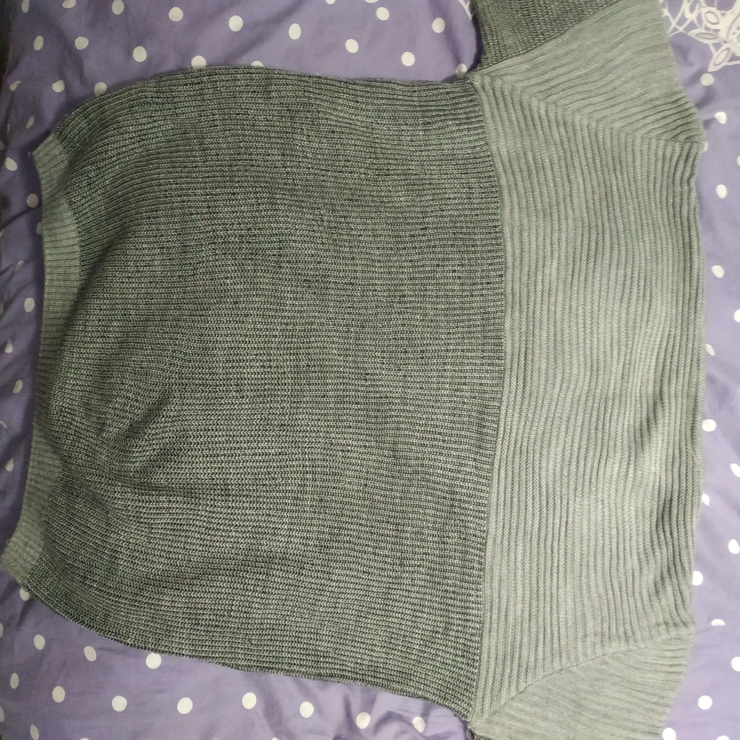 Мъжки сив пуловер, 40% вълна, М-Л размер