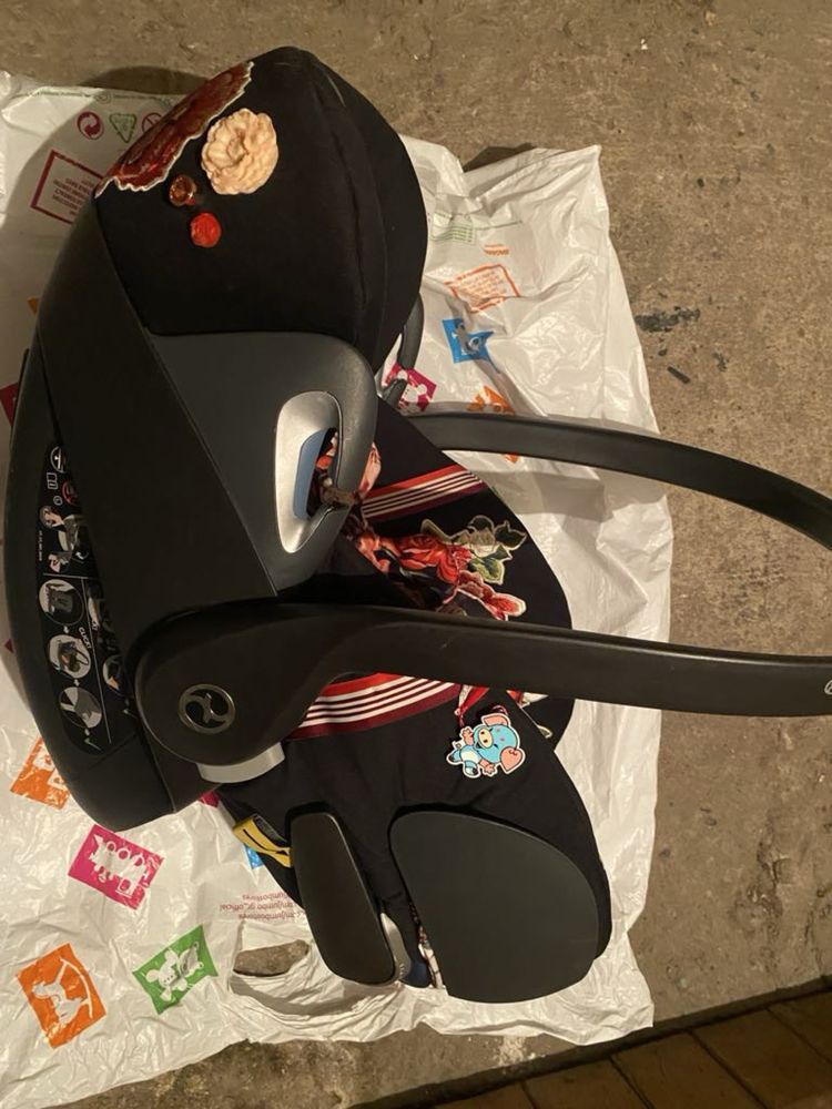 Cybex  Cloud Z i-size Spring Blossom