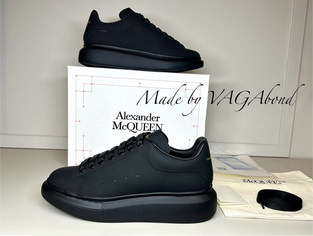 Adidasi Alexander McQueen• Calitate Premium• Doar marimile 42;43;44