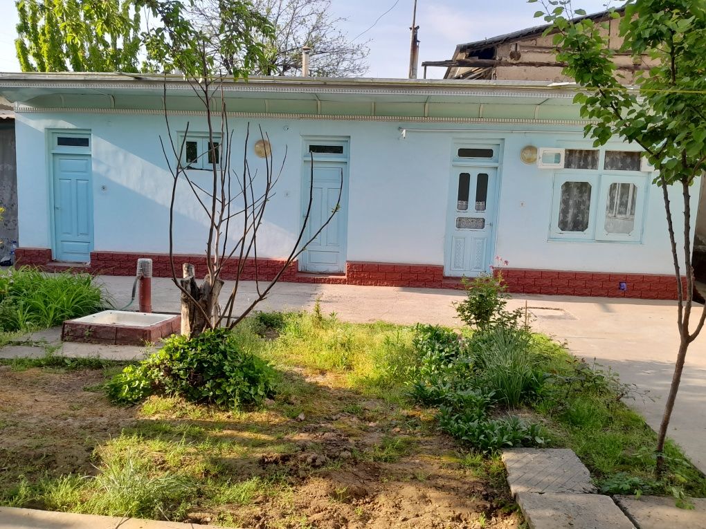 Ховли сотилади 4 соток
