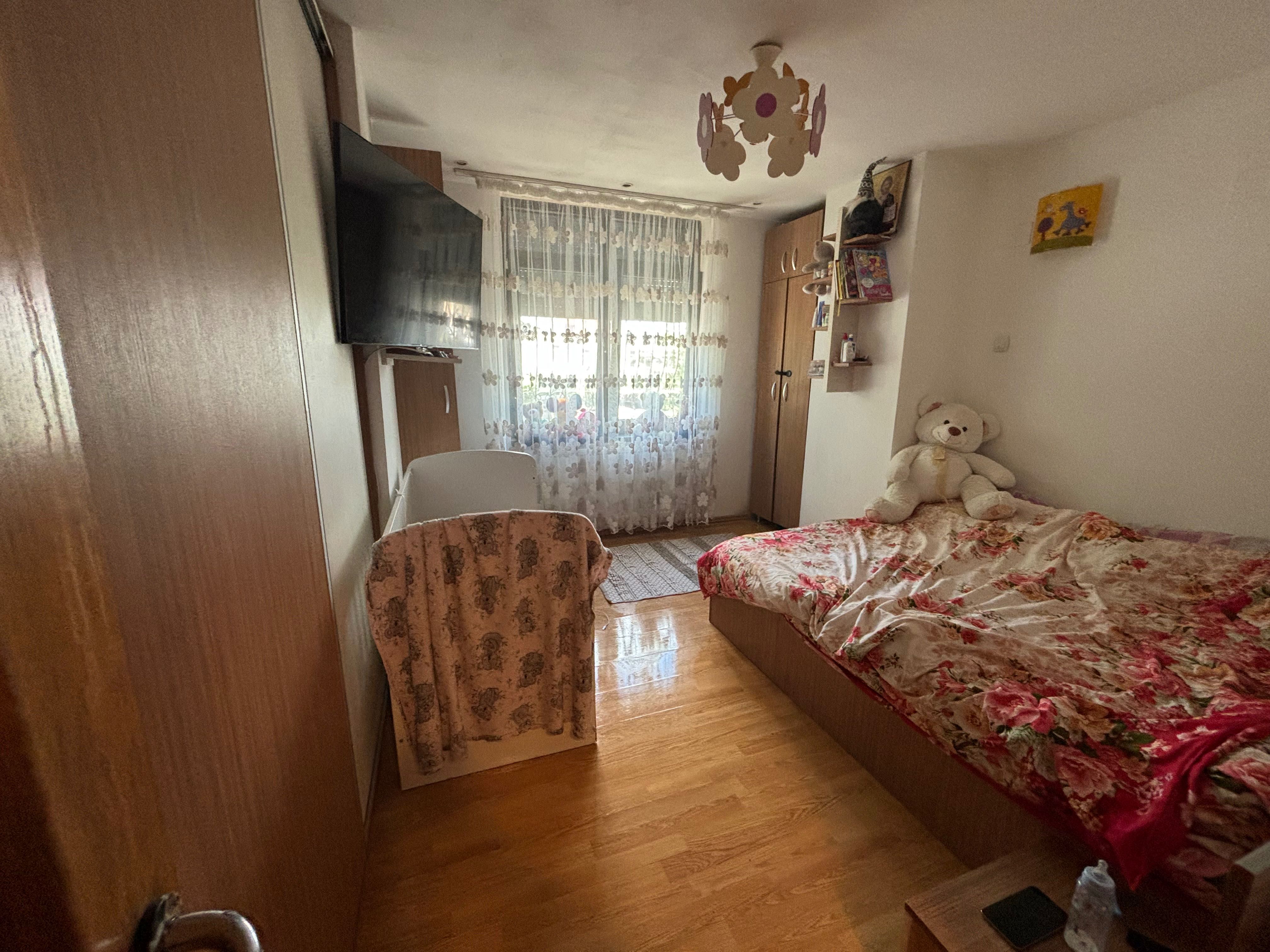 Apartament cu doua camere de vanzare