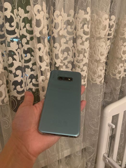 Samsung s10 e 128 гб